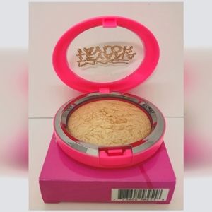 MAC Teyana Taylor HOUSE OF PETUNIA Mineralize SkinFinish 0.26 oz / 7.5 g NIB